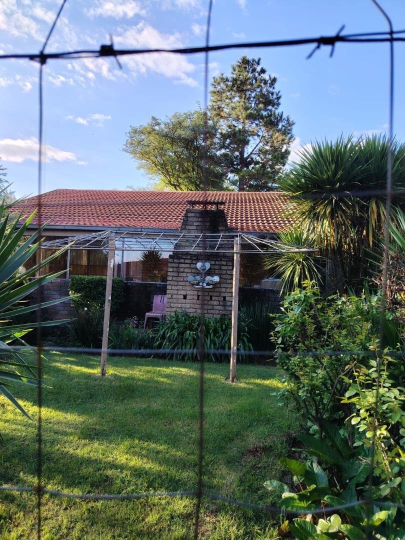 Commercial Property for Sale in Hartbeesfontein North West